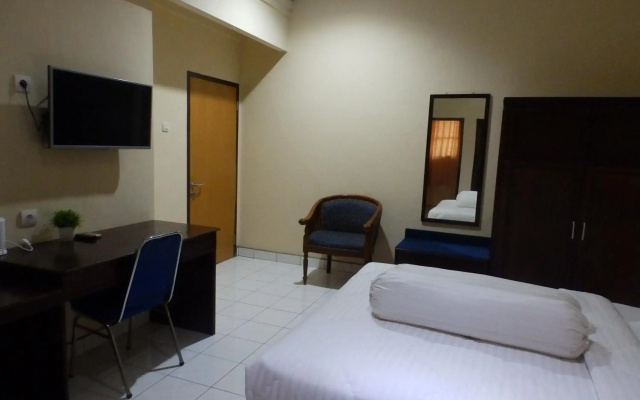 Bahari Family Hotel