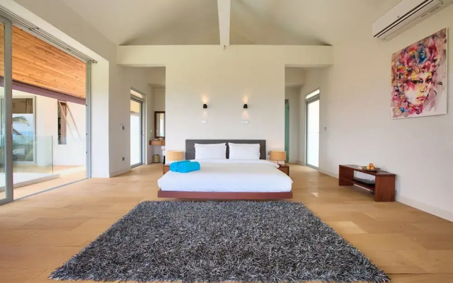 18 Bedroom Luxury Sea View Villas