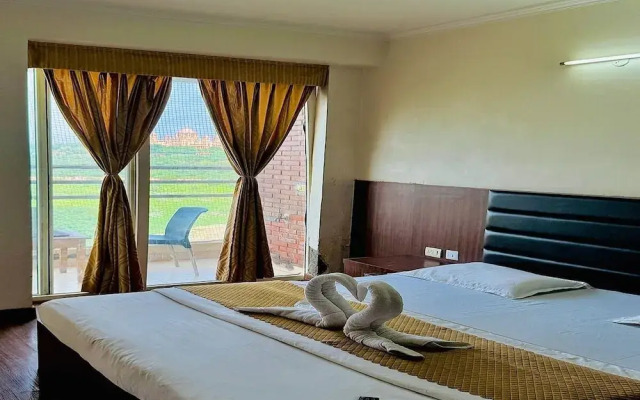 Hotel Raj Villa