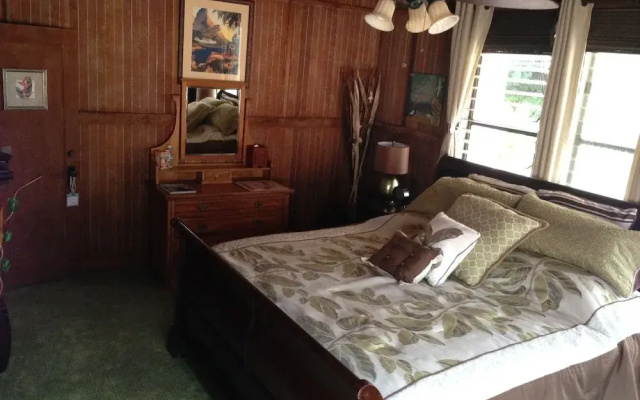 Poipu Bed and Breakfast inn