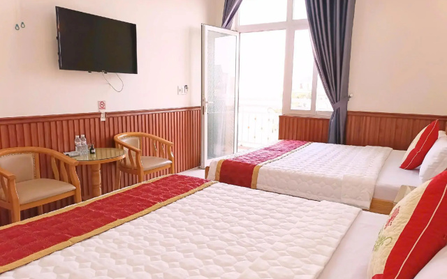 Phuong Khue Hotel