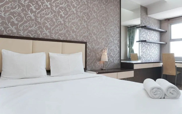 Cozy Living 1BR + 1 Apartment at Seasons City
