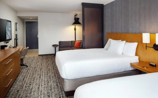 Hyatt Place Nashville Downtown