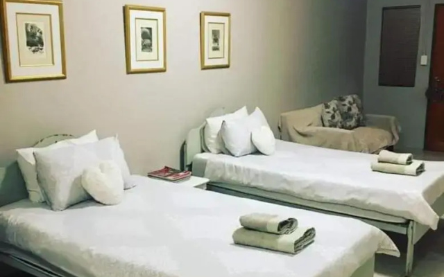 City View Guest House Klerksdorp +27837321413
