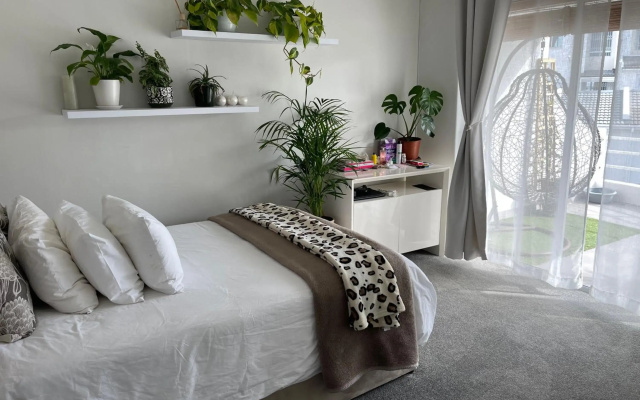 Stunning holiday house 1min walk from the Dolphin beach