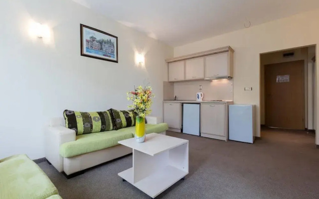 One Bedroom Apartment with Balcony