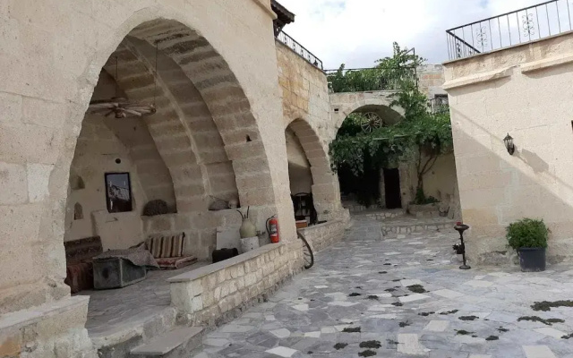 Aziz Cave Hotel