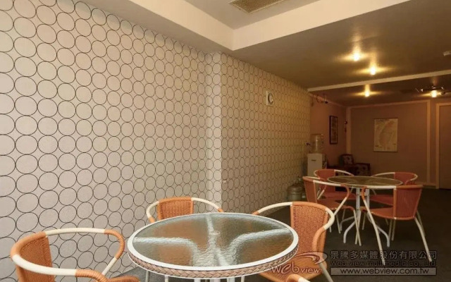 Ye-Shi Ri-Xin B&B