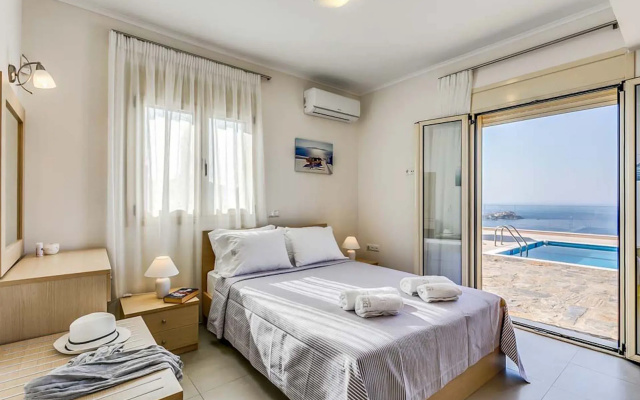 Luxury Villa Rami with private swimming pool