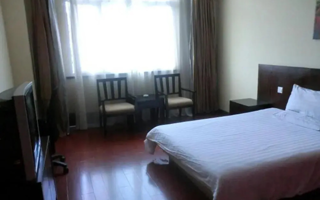Hanting Premium (Suzhou Guangqian Street Leqiao Me
