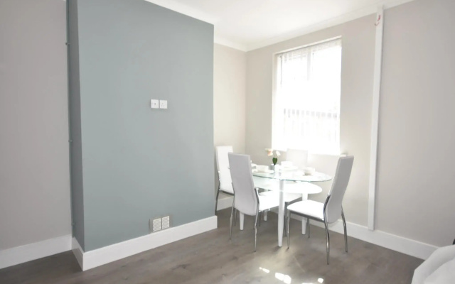 Townhouse @ 32 Penkhull New Road Stoke