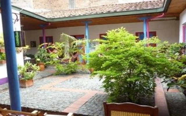 Viajero Cali Hostel & Salsa School вид на фасад