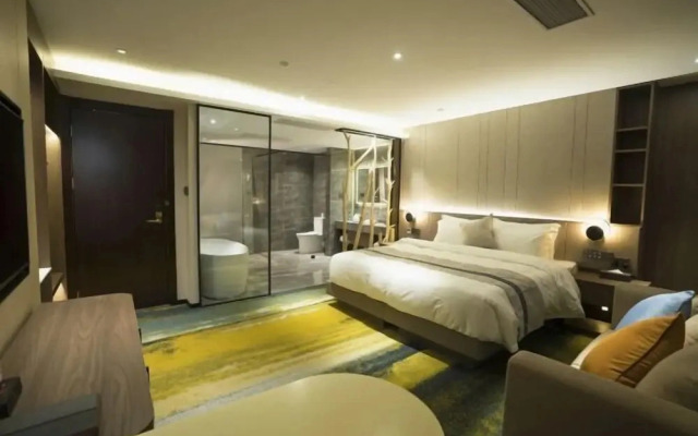 Star Hyatt Smart Hotel