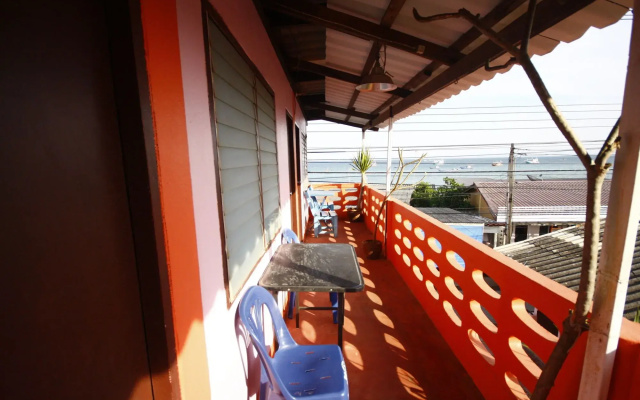 Baan Plasai Koh Larn