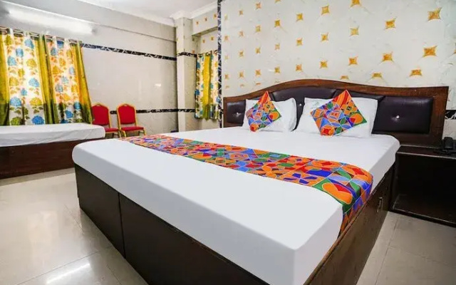 FabExpress Pearl View Residency