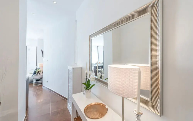 Oasis Apartments - Fashion Street