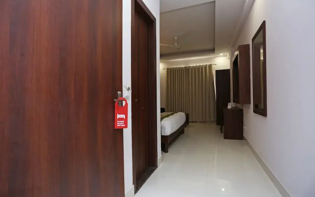 OYO 9268 Hotel Arch