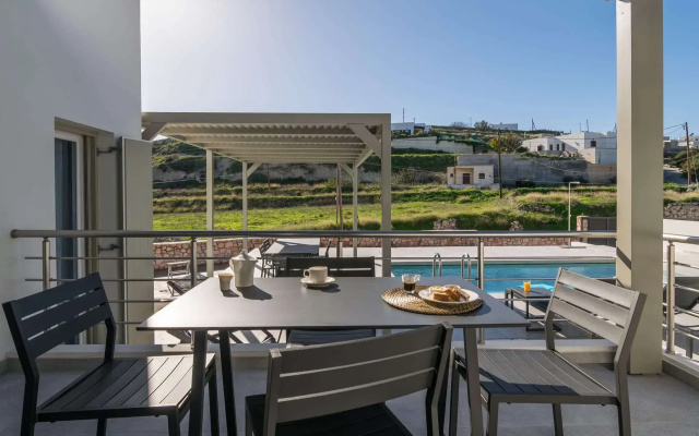 Thiopetra Villas