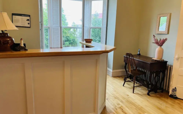 McLean House Bed & Breakfast