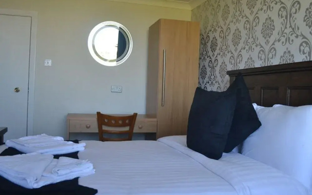 OYO Knowesgate Inn