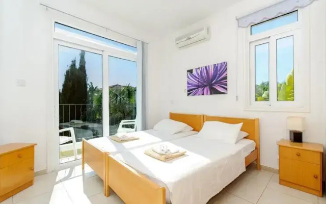 Villa Orpheya