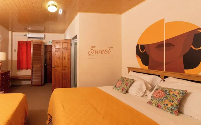 Eco Park Inn