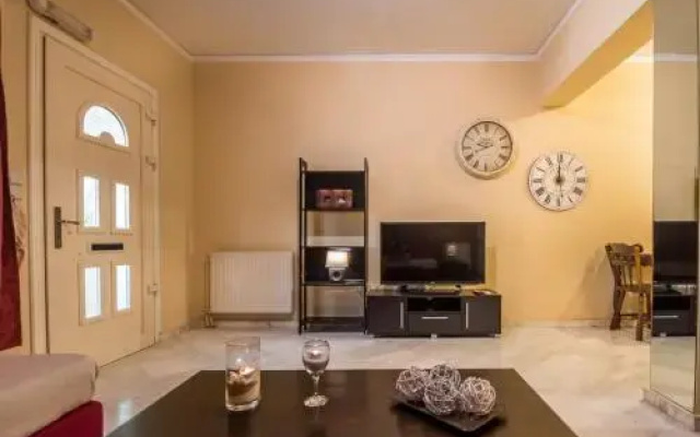 Ira Apartments