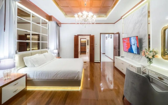 Modern Love Villa