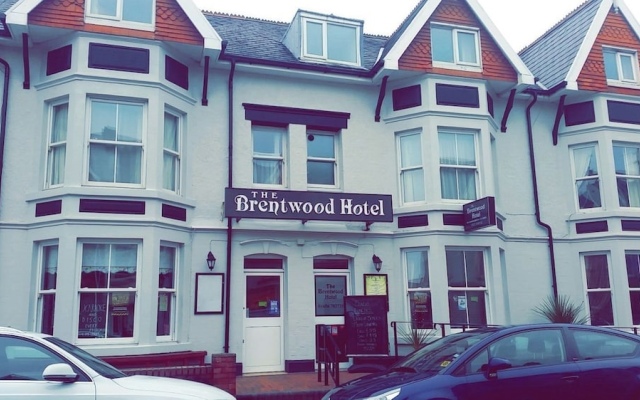 The Brentwood Hotel вид на фасад