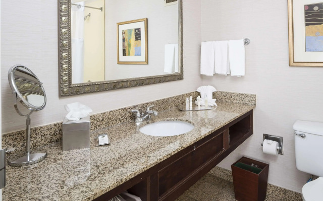 DoubleTree by Hilton Boston - Milford