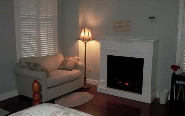 Trinkle Mansion Bed & Breakfast