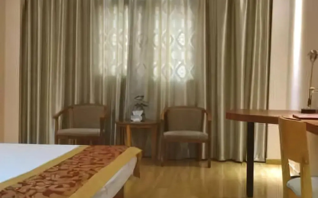 Huayuan Hotel