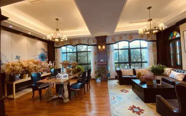 Xinmu Lanlian Boutique Hotel