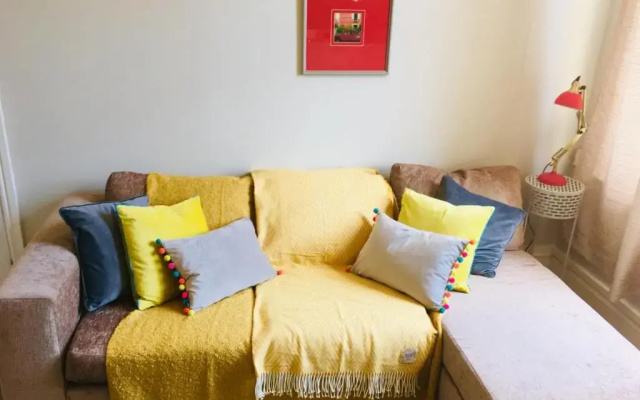 Bright Apartment in the Heart of St Leonards