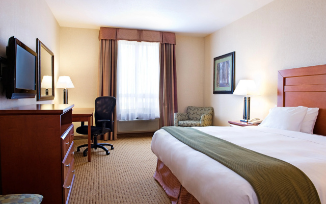 Holiday Inn Express Grande Prairie