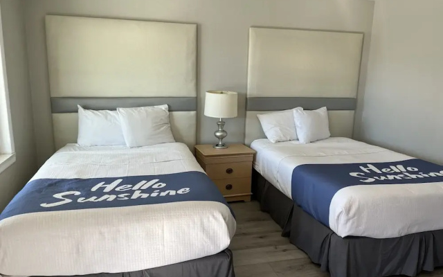 Sunglow Hotel