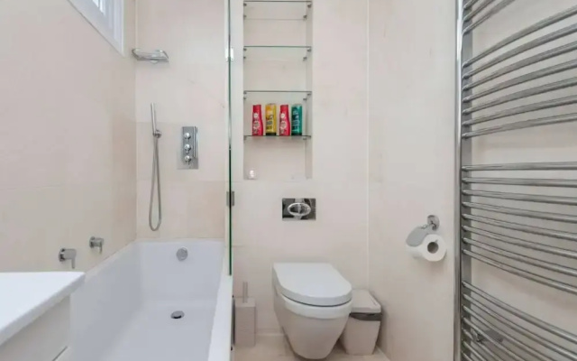 Ground Floor Apartment - Private Garden