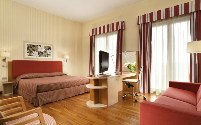 Отель & Residence Quark Due Milano