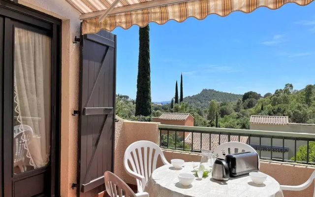 Appartement Le Lavandou, 2 pièces, 4 personnes - FR-1-251-417