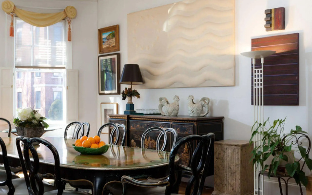 Pomegranate Inn