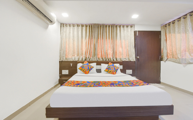 Fabhotel Skyland