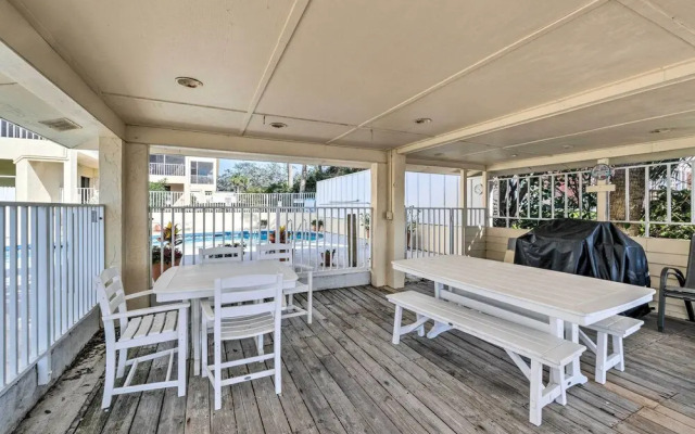 Waterfront Nokomis Condo < Half Mile to Beach!