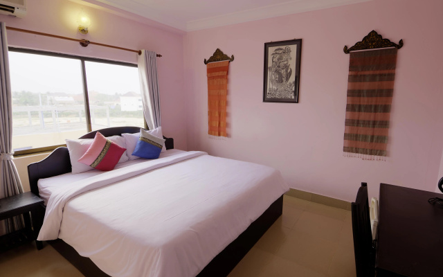Popular Hotel & Spa