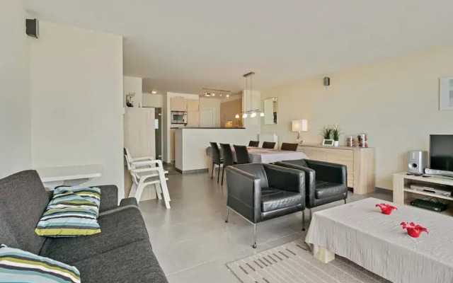 Flat in Blankenberge With Ocean Views