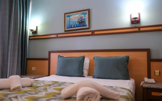 Side Village Hotel