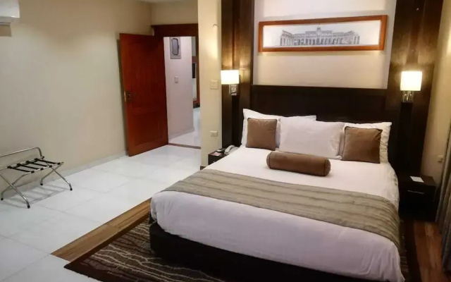 Avari Xpress Faisalabad