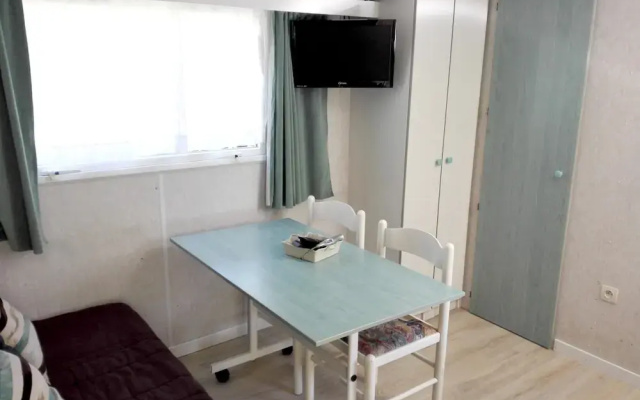 Bungalow With 2 Bedrooms in Saint-genest-de-beauzon, With Wonderful Mo