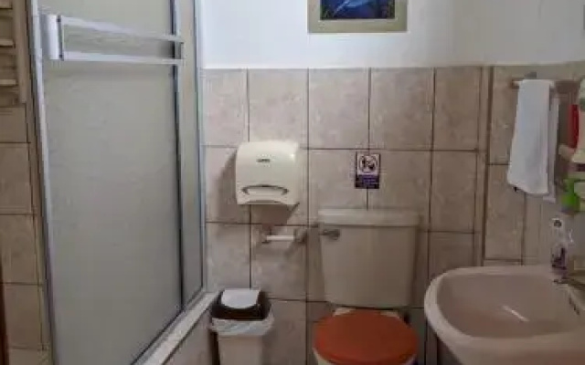 Hostal Tintorera