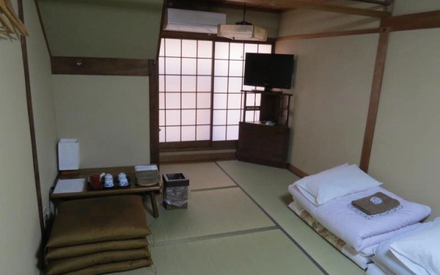 Yadoya Hiraiwa