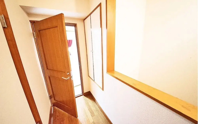 Shinjuku Okubo Room